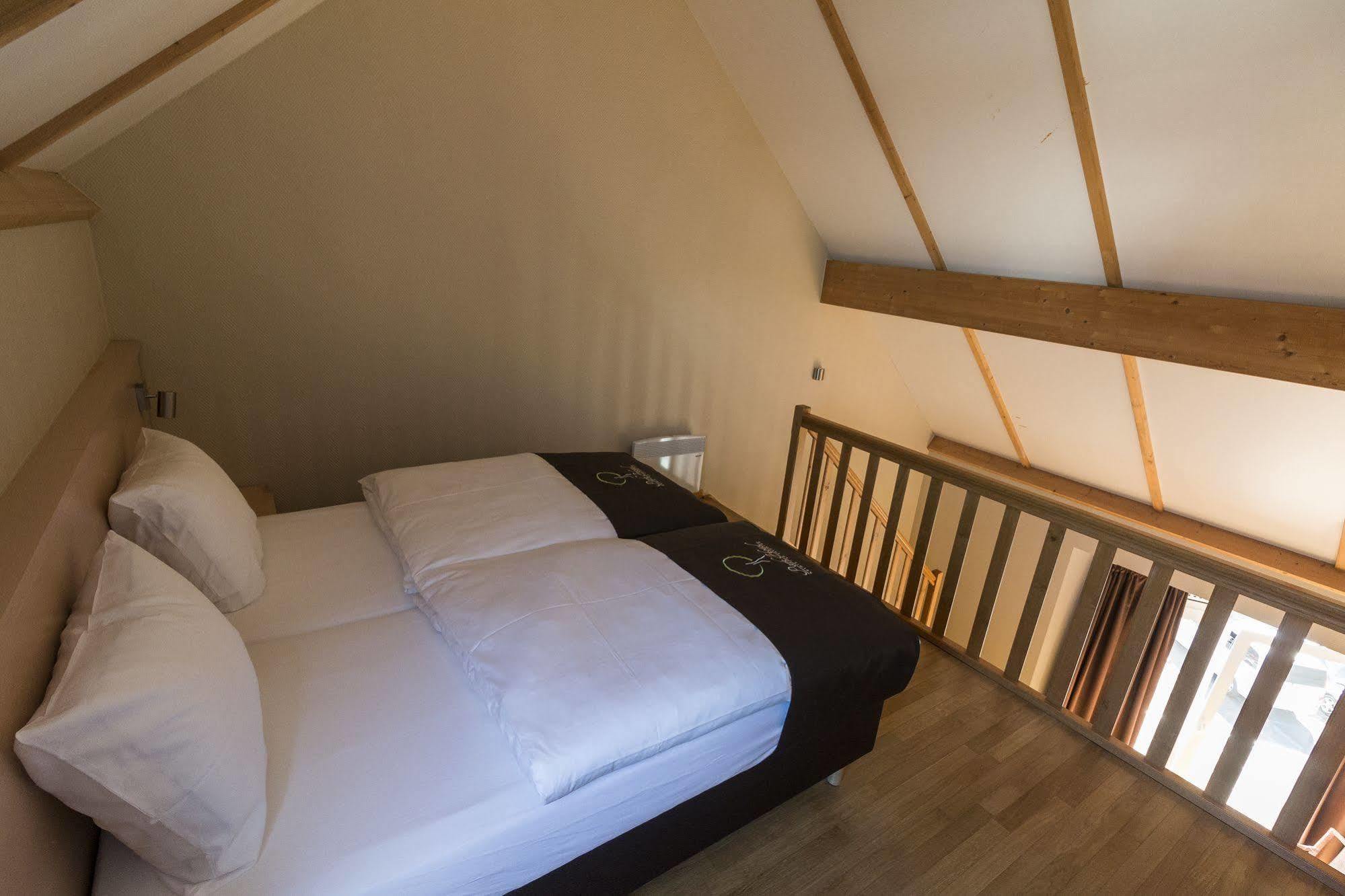 Park Hotel Kelmis Ngoại thất bức ảnh