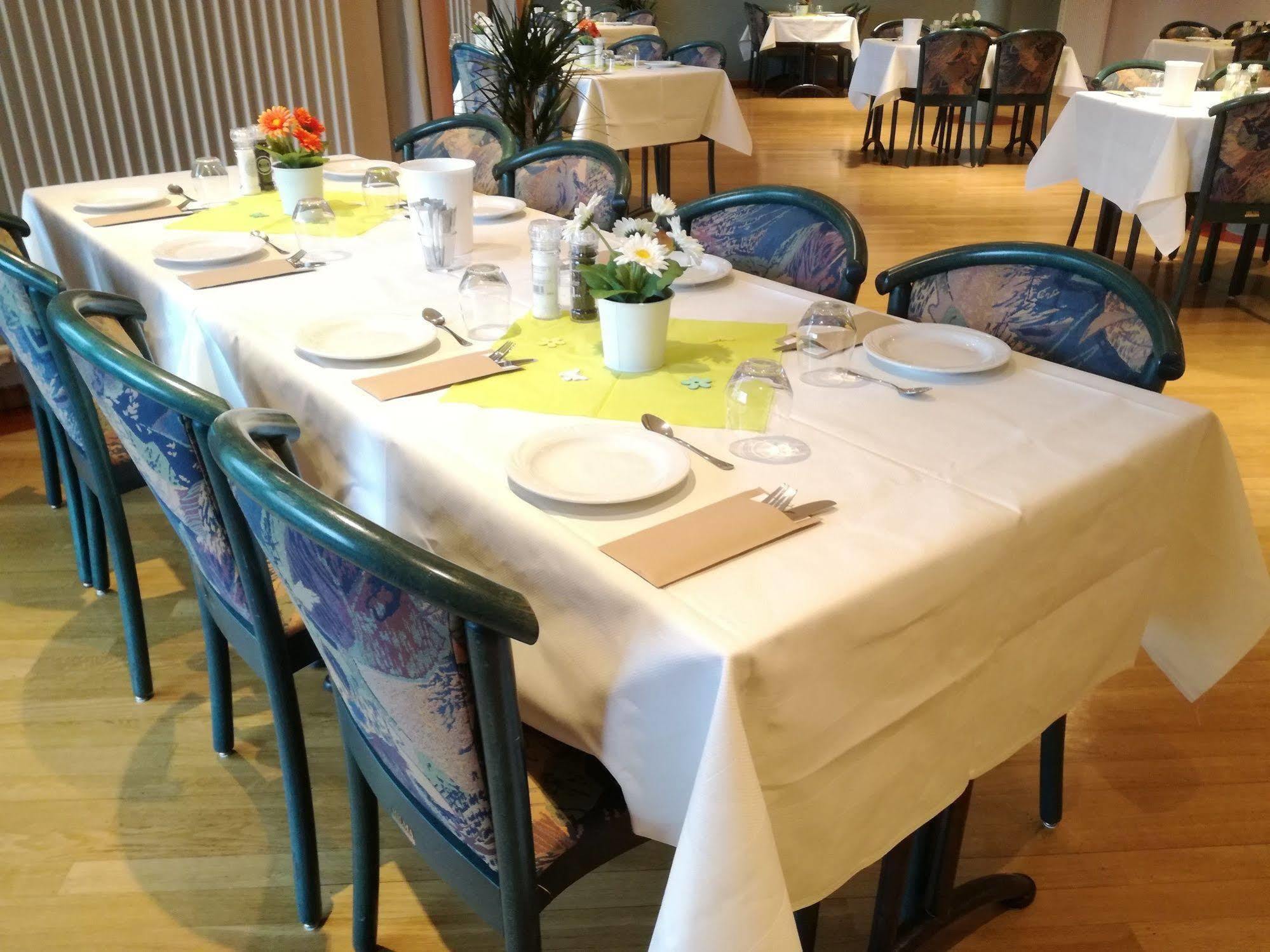 Park Hotel Kelmis Ngoại thất bức ảnh
